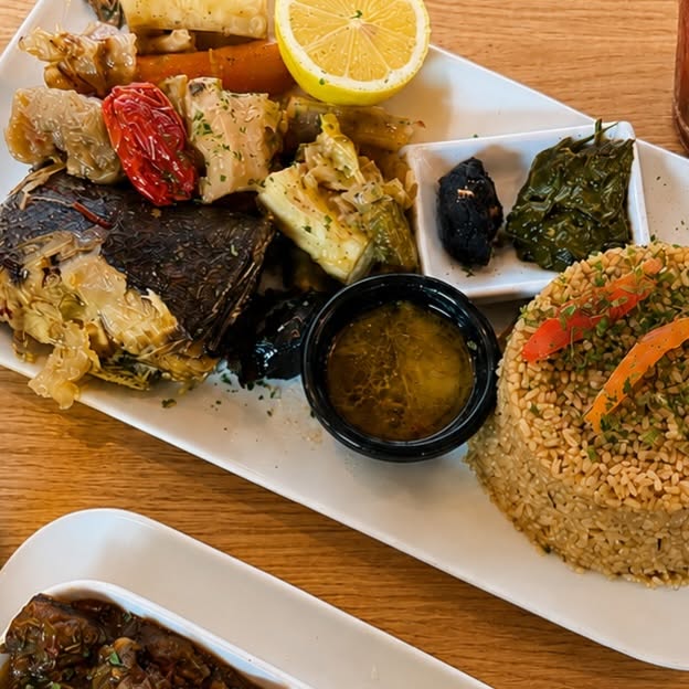 Thiéboudienne, riz au poisson et légumes